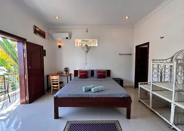 Hostel Bed & Bedzzz