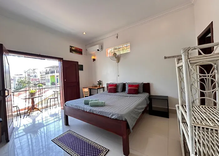 Bed & Bedzzz Siem Reap