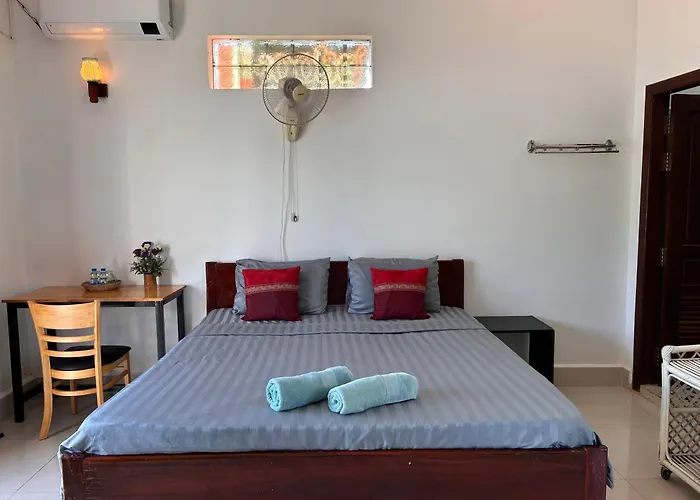Hostel Bed & Bedzzz *